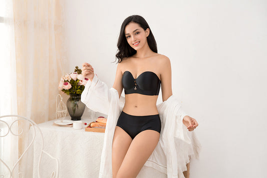 Soutien-gorge avec bretelles démontable noir